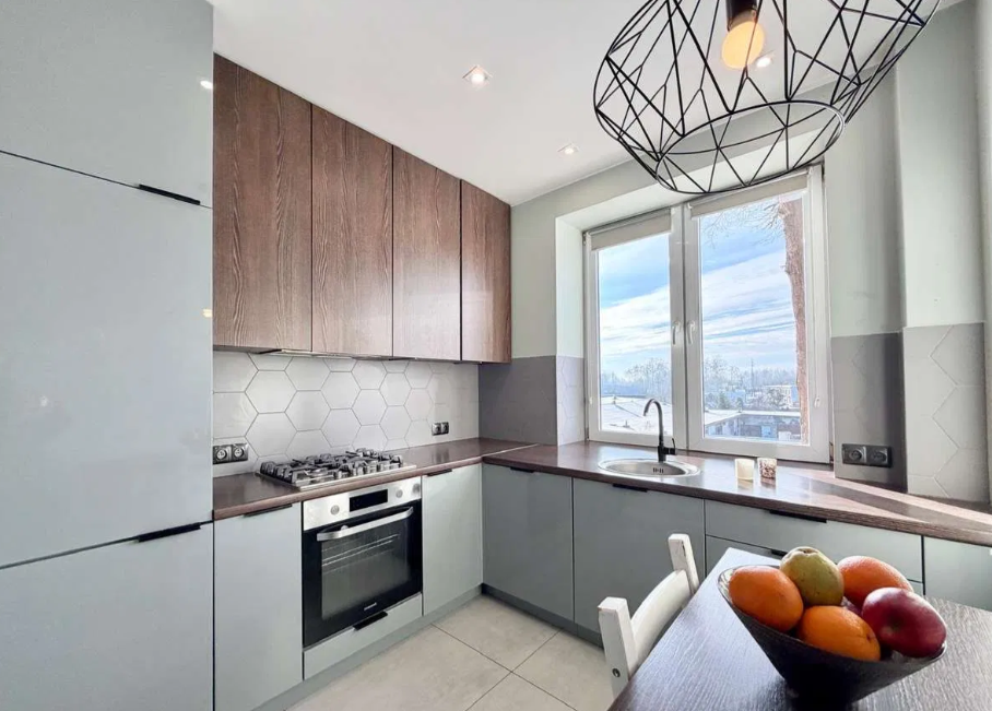 2-pokojowe, wyposażone mieszkanie w Tychach.